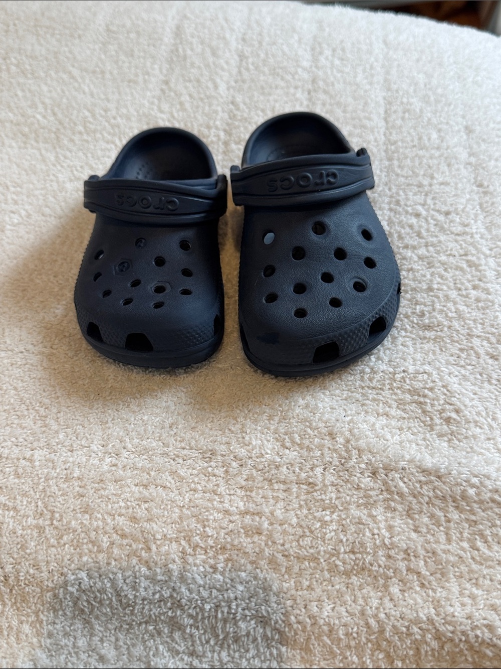 Little Boys navy crocs size 10